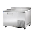 True TWT-44-HC - Work Top Refrigerator, one-section, (1) solid door, (2) shelves